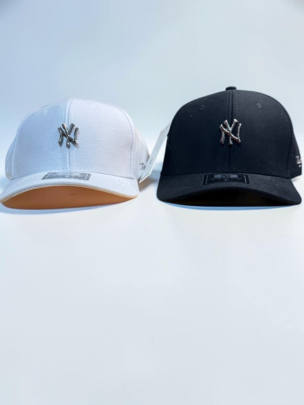Gorra Curva New York Yankees Logo Metálico NY Dad Cap Unisex